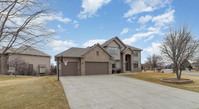 Photo of 10530 Welcome Dr N, Brooklyn Park, MN 55443