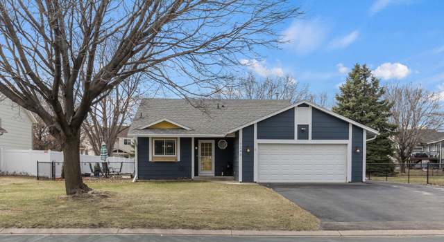 Photo of 1240 Sapphire Ln, Shakopee, MN 55379