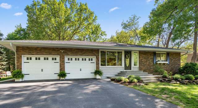 Photo of 1000 Valley Oaks Rd, Vadnais Heights, MN 55127