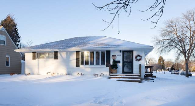 Photo of 1401 18th St S, Fargo, ND 58103