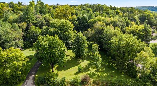 Photo of 443 Valley View Rd, Roberts, WI 54023