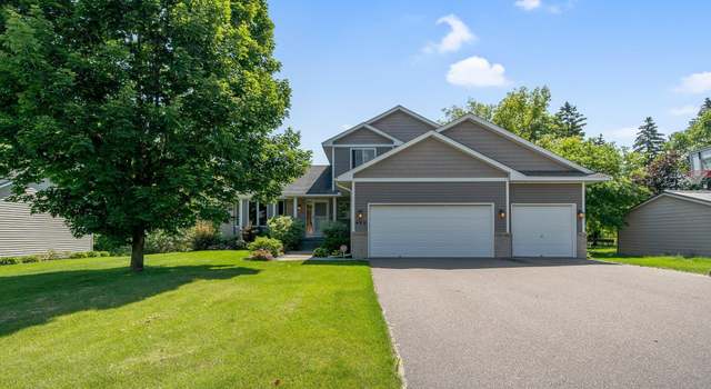 Photo of 402 14th St, Delano, MN 55328