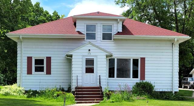 Photo of 215 3rd St NE, Hillsboro, ND 58045