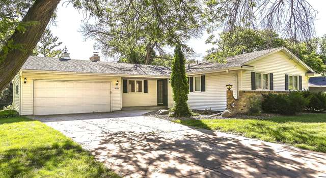 Photo of 4020 Orleans Ln N, Minneapolis, MN 55441