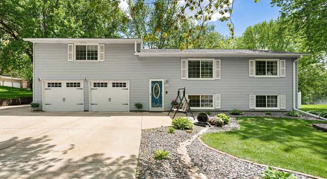 Photo of 1015 16th St SW, Owatonna, MN 55060