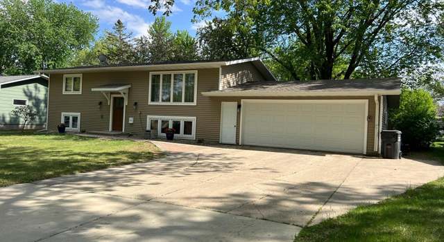 Photo of 14 S Court St, Morris, MN 56267