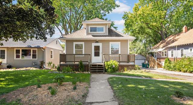 Photo of 1211 Charlton St, West Saint Paul, MN 55118