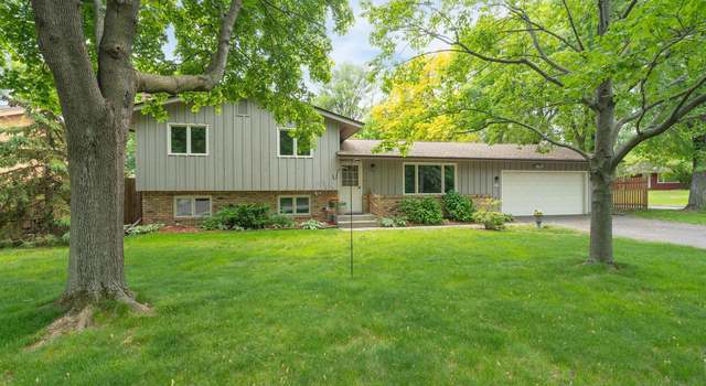 Photo of 3293 Rice Creek Ter, New Brighton, MN 55112