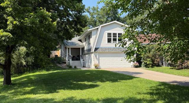 Photo of 16610 Cottage Grove Ave, Wayzata, MN 55391