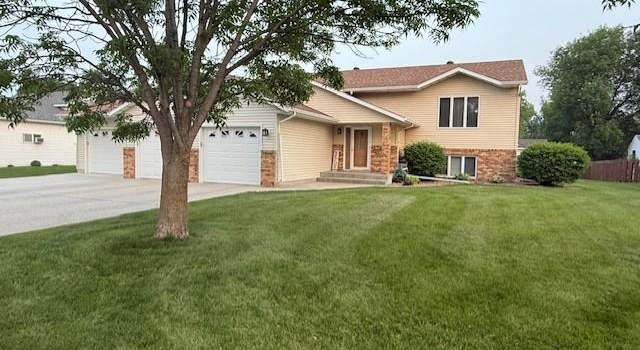 Photo of 411 Siemers Ct, Breckenridge, MN 56520