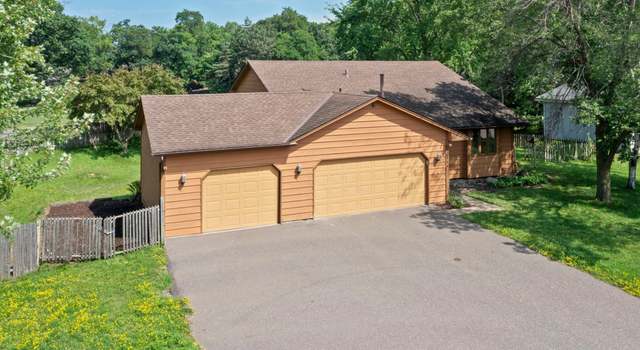 Photo of 4290 Larch Pl N, Plymouth, MN 55442