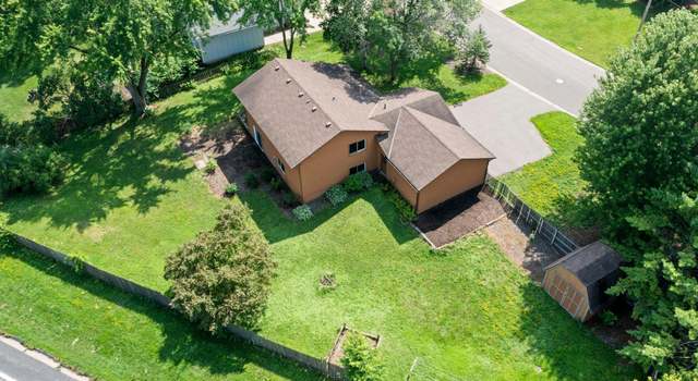 Photo of 4290 Larch Pl N, Plymouth, MN 55442