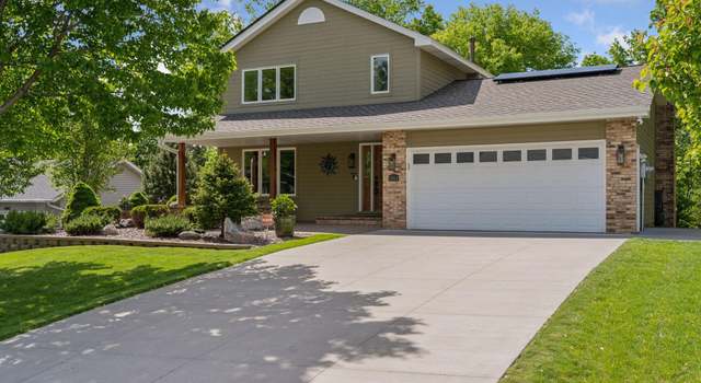 Photo of 3861 Westbury Dr, Eagan, MN 55123