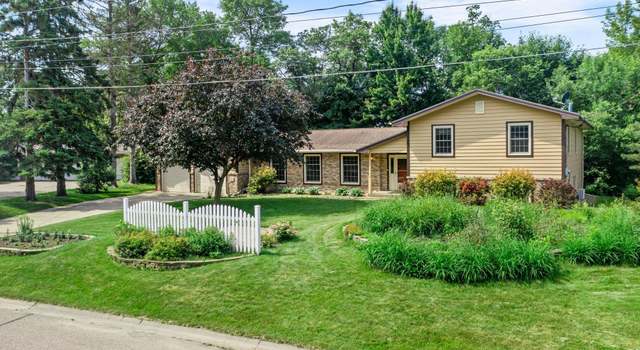 Photo of 331 Sunset Ln N, Cambridge, MN 55008