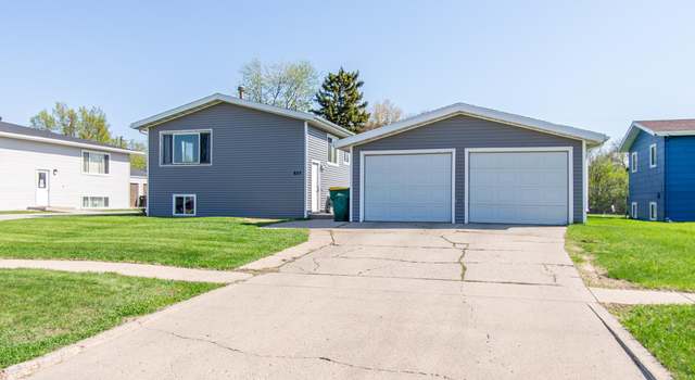 Photo of 625 2nd Ave E, West Fargo, ND 58078