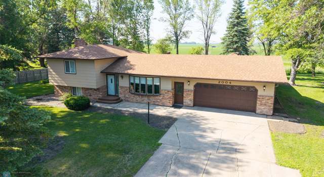 Photo of 2004 56th Ave N, Moorhead, MN 56560