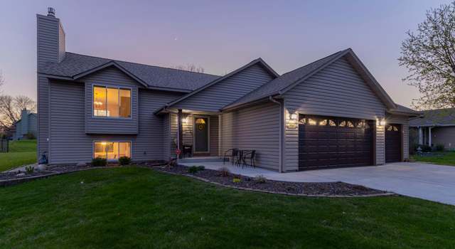 Photo of 9467 Niagara Ln N, Maple Grove, MN 55369