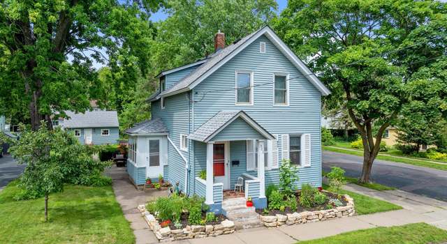 Photo of 302 Hickory St W, Stillwater, MN 55082