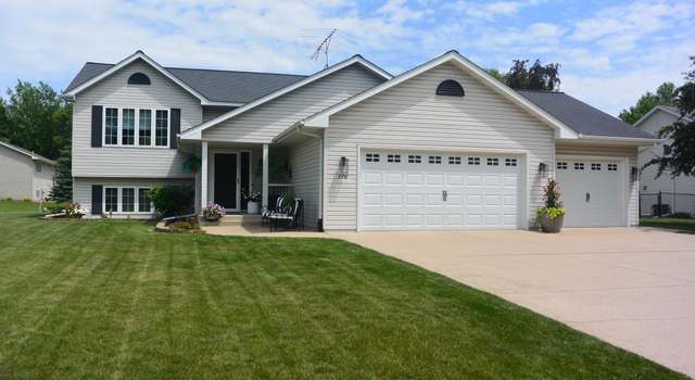 Photo of 2106 Judd Ave N, Glencoe, MN 55336
