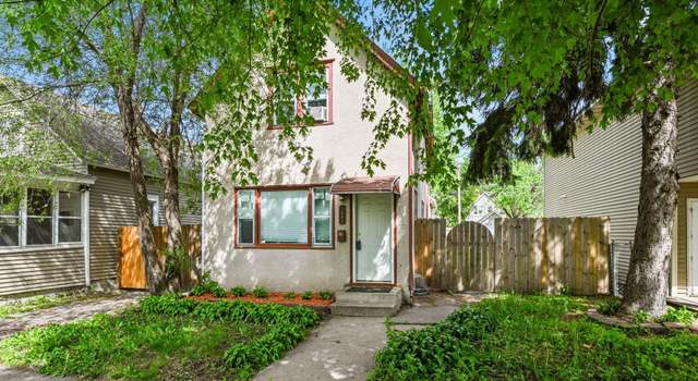 Photo of 1242 Woodbridge St, Saint Paul, MN 55117