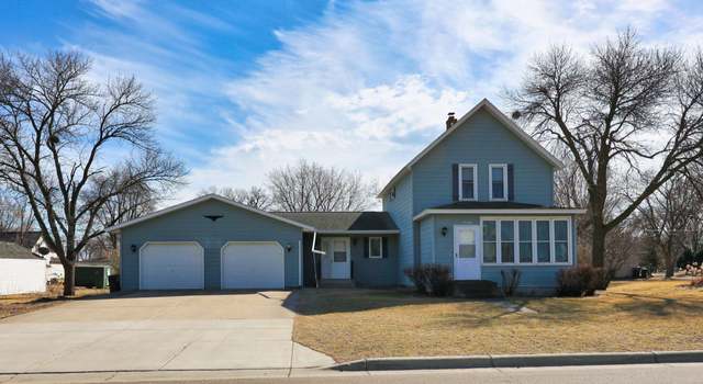 Photo of 730 Powers St, Stewart, MN 55385