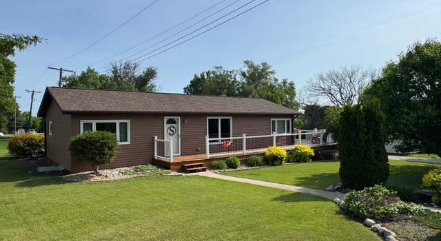Photo of 418 4th Ave W, Lisbon, ND 58054