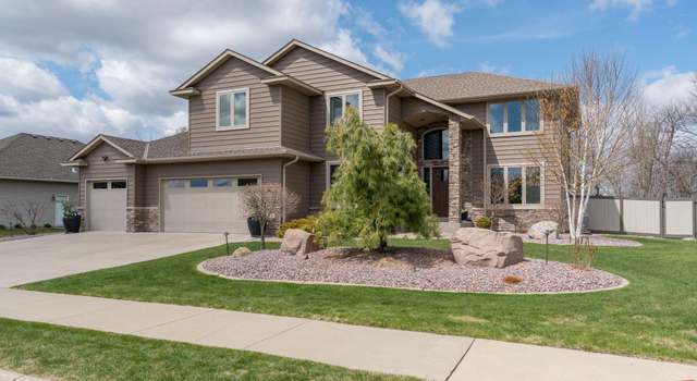 Photo of 22 Danbury Ct, North Mankato, MN 56003