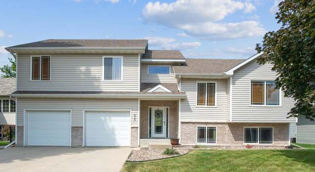 Photo of 4757 White Pine Dr NW, Rochester, MN 55901