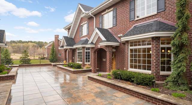 Photo of 10855 Falling Water Ln Unit B, Woodbury, MN 55129