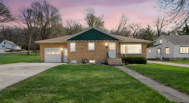 Photo of 220 River St, Jackson, MN 56143
