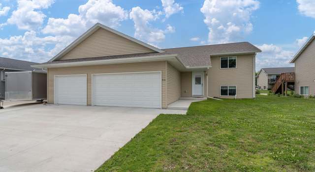 Photo of 512 Allyn Cir, Janesville, MN 56048