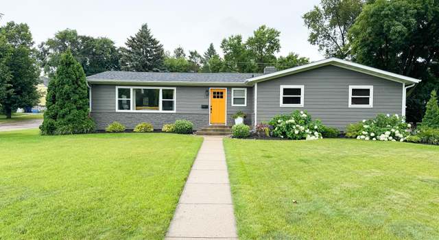 Photo of 526 E Bancroft Ave, Fergus Falls, MN 56537