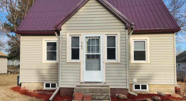 Photo of 305 SE Market St, Brownsdale, MN 55918