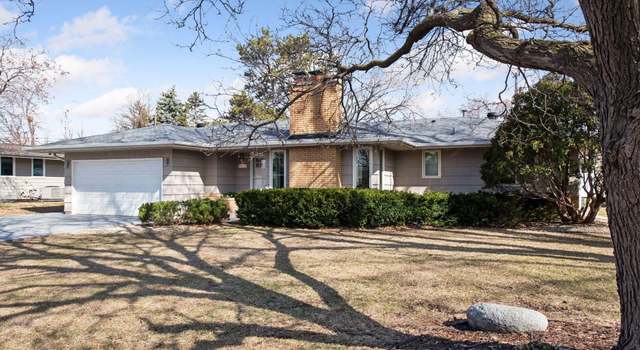 Photo of 4912 Aspasia Ln, Edina, MN 55435
