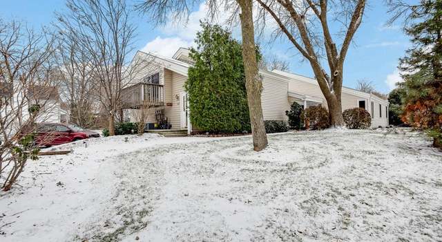 Photo of 7457 Landau Dr, Bloomington, MN 55438