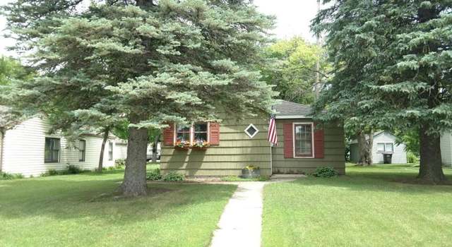 Photo of 1117 7th St SW, Willmar, MN 56201