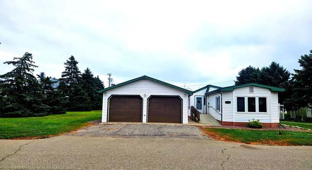 Photo of 111 Garfield St S, Beardsley, MN 56211