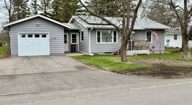 Photo of 117 Sunset Ave S, Parkers Prairie, MN 56361