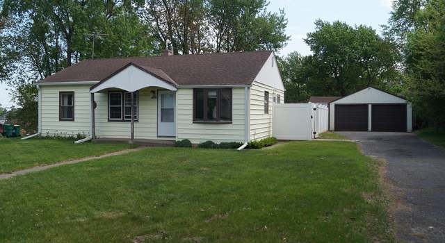 Photo of 1898 Kathleen Dr, West Saint Paul, MN 55118
