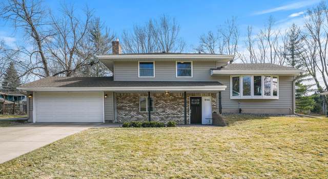 Photo of 996 Cottage Pl, Shoreview, MN 55126