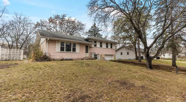 Photo of 10608 Xavis St NW, Coon Rapids, MN 55433