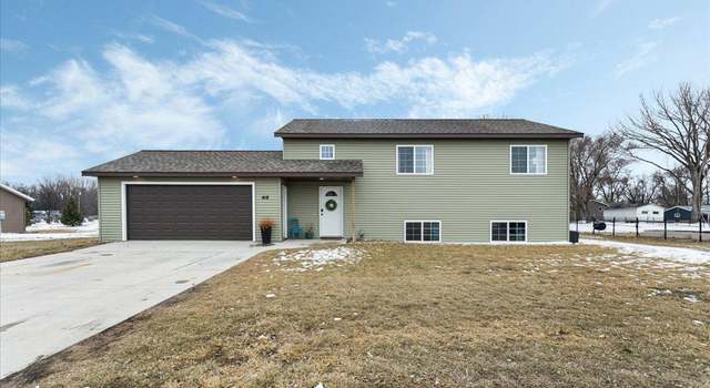 Photo of 418 1st St S, Raymond, MN 56282