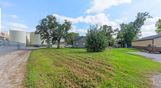 Photo of 424 9th St, Dawson, MN 56232