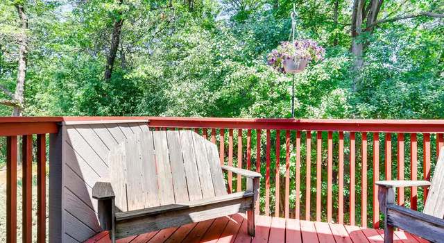 Photo of 7216 Vista Ct, Eden Prairie, MN 55346