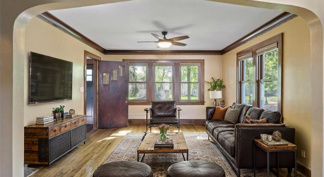 Photo of 4302 5th Ave S, Minneapolis, MN 55409