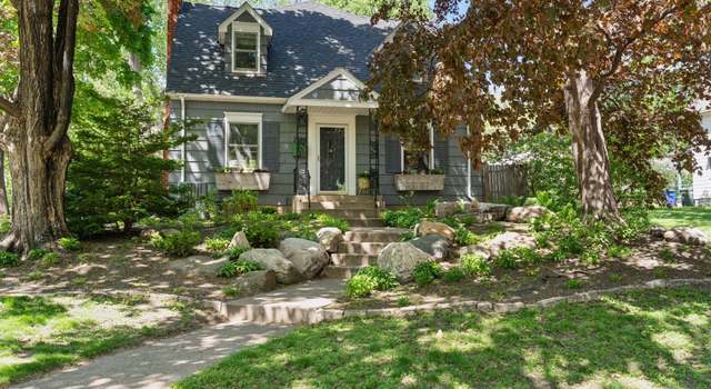 Photo of 2383 Doswell Ave, Saint Paul, MN 55108