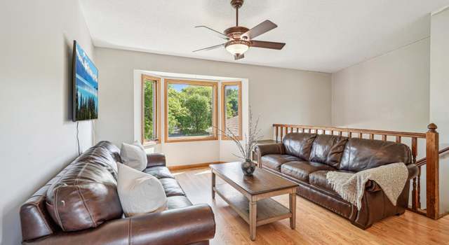 Photo of 2191 Grimm Rd, Chaska, MN 55318