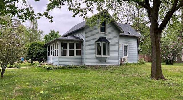 Photo of 323 W Weisel St, Litchfield, MN 55355