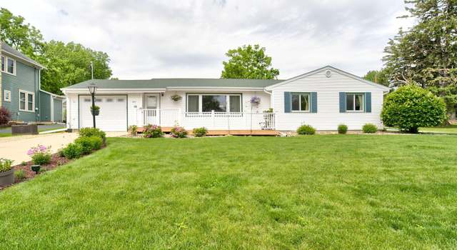 Photo of 421 West St, Mantorville, MN 55955