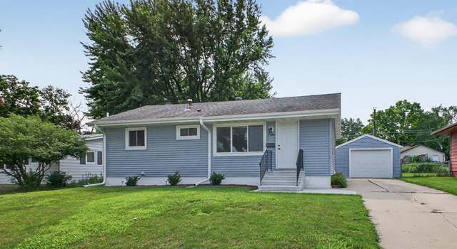 Photo of 1340 Elton Hills Dr NW, Rochester, MN 55901